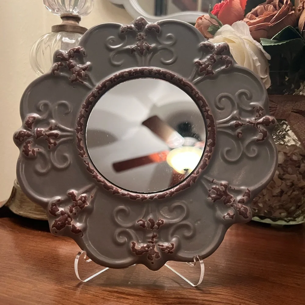 Set of 2 Stonebriar Vintage Inspired Accent mirrors